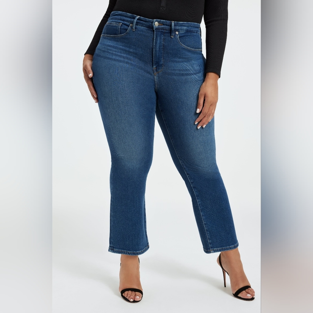 GOOD AMERICAN GOOD LEGS CROPPED MINI BOOT JEANS size 18